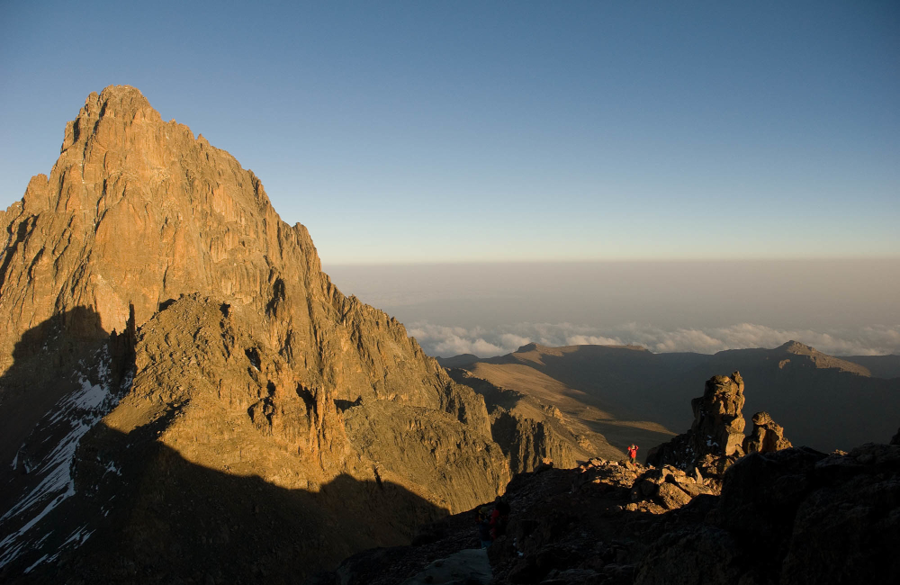 6 Days Trekking Mount Kenya Sirimon - Naro Moru with peak circuit route